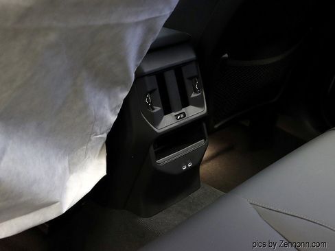 Used 2026 BMW X3 xDrive30 w/ Premium Package image 24