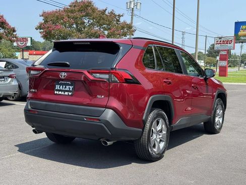 Used 2025 Toyota RAV4 XLE FWD image 21