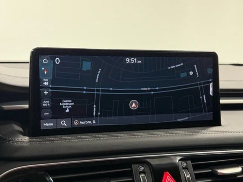 Used 2022 Genesis G70 2.0T image 17