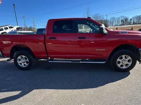 Used 2024 RAM 2500 Big Horn w/ Safety Group image 7