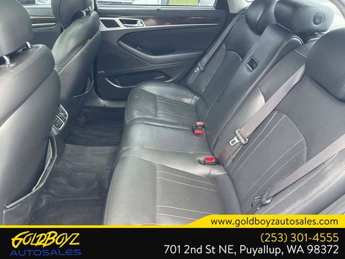 Used 2015 Hyundai Genesis 3.8 w/ Option Group 02 RWD image 17