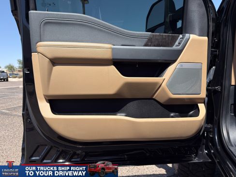 Used 2023 Ford F250 Lariat w/ FX4 Off-Road Package AWD/4WD image 15