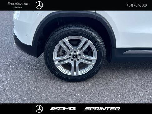 Used 2022 Mercedes-Benz GLA 250 4MATIC w/ Premium Package Lite image 6