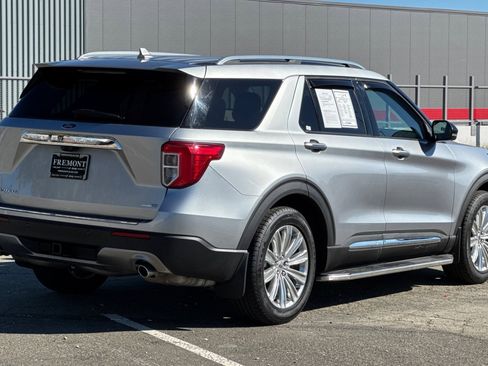 Used 2020 Ford Explorer Limited w/ Class III Trailer Tow Package image 3