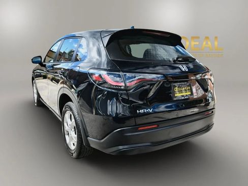 Used 2023 Honda HR-V LX image 5