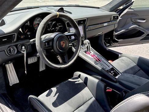 Used 2019 Porsche 911 GT3 RS image 36