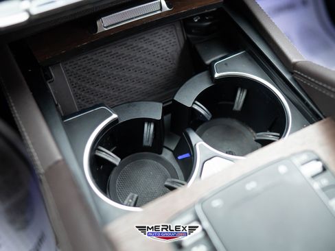 Used 2021 Mercedes-Benz GLE 350 350 4MATIC w/ Premium Package image 32