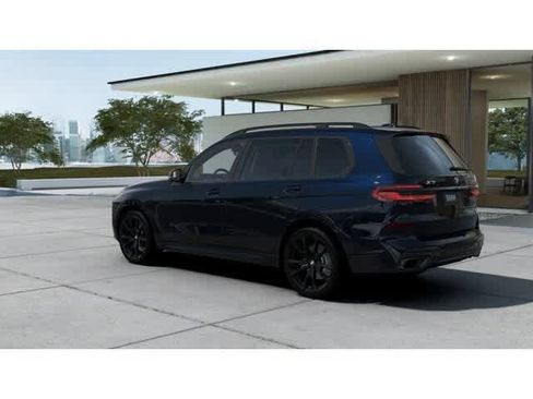 New 2026 BMW X7 xDrive40i w/ M Sport Package image 2