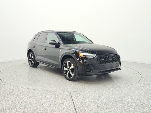 Used 2023 Audi Q5 2.0T Premium Plus w/ Premium Plus Package image 3