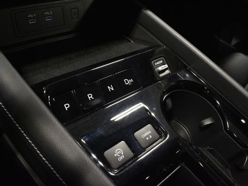 Used 2025 Nissan Murano SV image 24