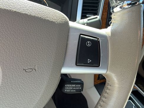 Used 2008 Jeep Grand Cherokee Limited w/ Quadra-Drive II 4X4 Group image 28