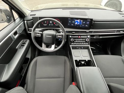 Used 2024 Hyundai Santa Fe SE image 11