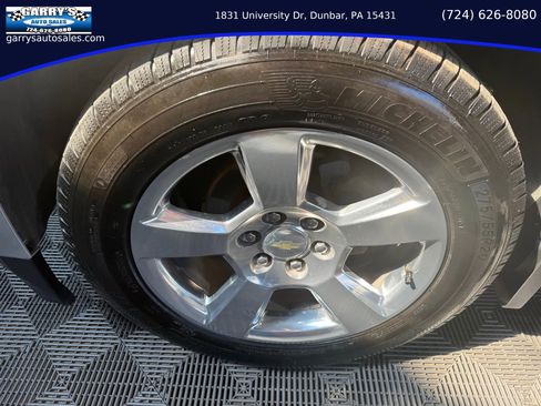 Used 2017 Chevrolet Suburban Premier image 11