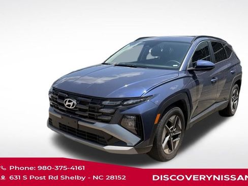 Used 2025 Hyundai Tucson SEL FWD image 1