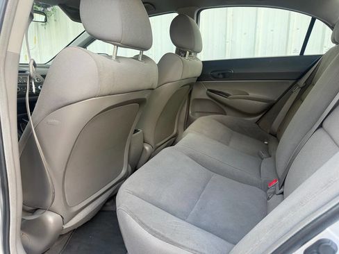 Used 2011 Honda Civic DX-VP image 16
