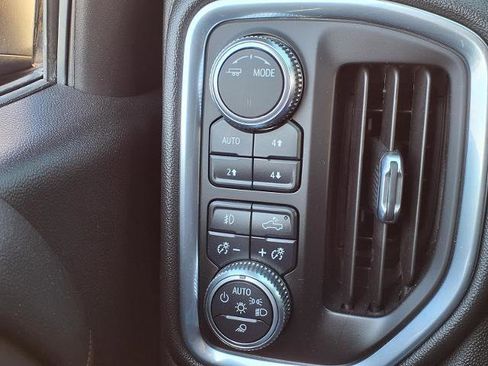 Used 2021 GMC Sierra 1500 AT4 w/ Technology Package image 15