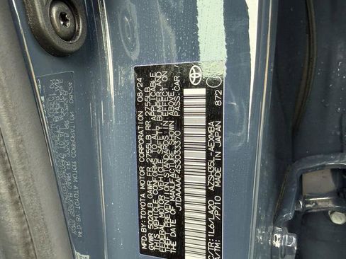 Used 2025 Toyota Crown XLE image 9