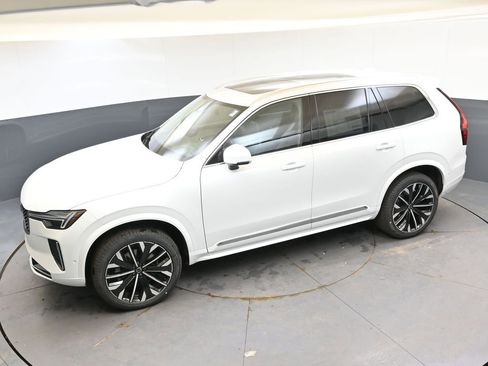 New 2026 Volvo XC90 B6 Ultra w/ Protection Package Premier AWD/4WD image 38