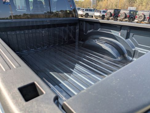 New 2026 RAM 1500 Big Horn AWD/4WD image 7