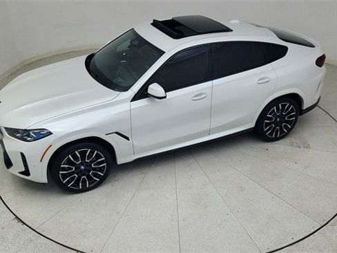Used 2024 BMW X6 xDrive40i w/ Premium Package image 84