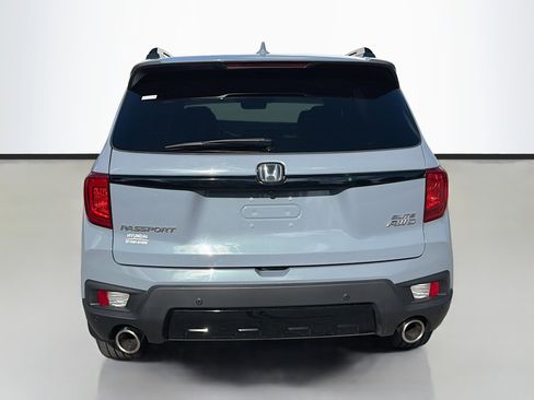 Used 2023 Honda Passport Elite image 4