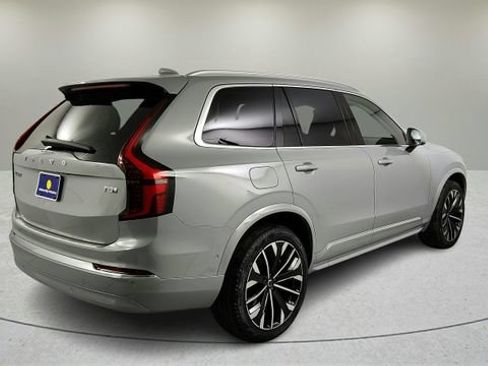 New 2026 Volvo XC90 T8 Ultra w/ Protection Package AWD/4WD image 4