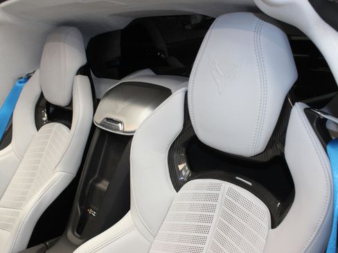 Used 2020 Chevrolet Corvette Stingray Premium Cpe w/ 3LT Preferred Equipment Group image 44