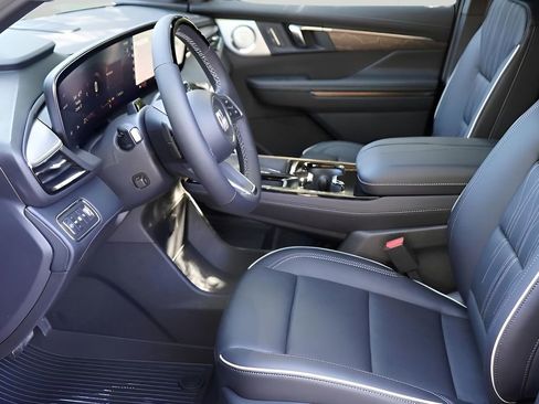 New 2026 Buick Enclave Avenir w/ Super Cruise Package image 9