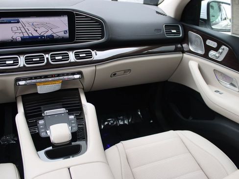 Used 2026 Mercedes-Benz GLE 450 4MATIC Coupe image 33