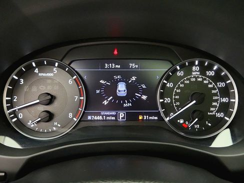 Used 2019 INFINITI QX50 Essential AWD/4WD image 13