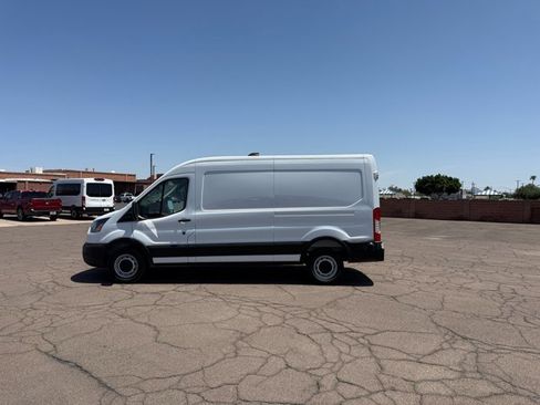New 2026 Ford Transit 250 148 Medium Roof w/ Load Area Protection Package RWD image 6