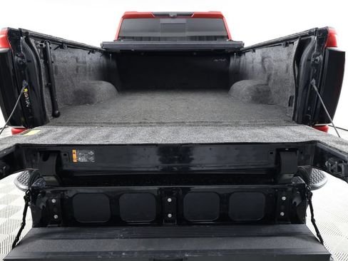 Used 2024 GMC Sierra 2500 AT4 w/ AT4 Premium Plus Package AWD/4WD image 10
