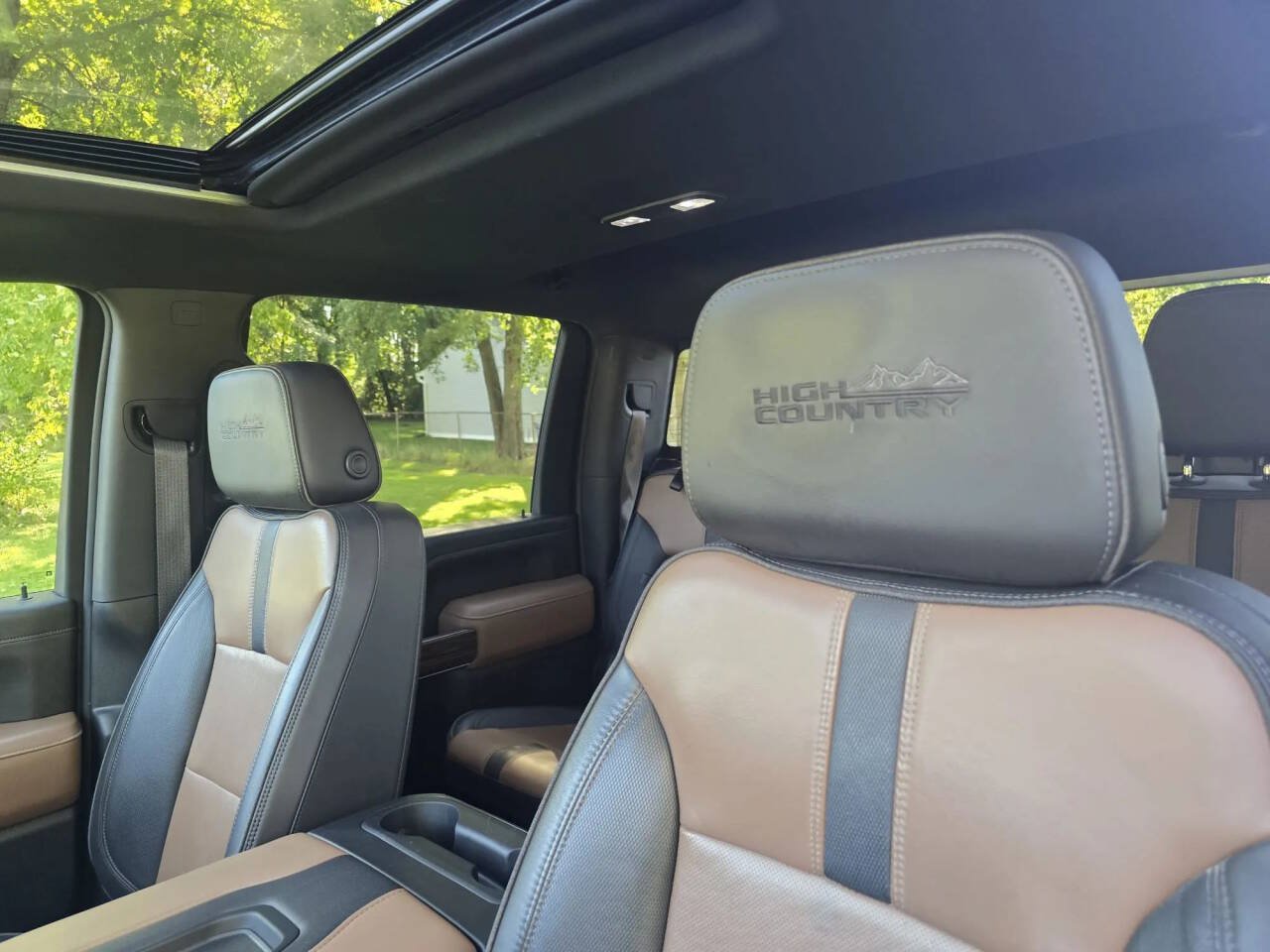 Used 2022 Chevrolet Silverado 3500 High Country w/ Z71 Off-Road Package AWD/4WD image 20