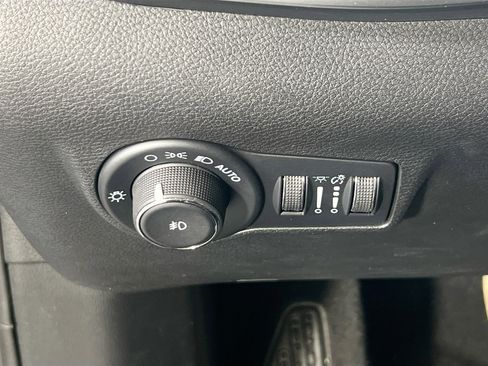 Used 2022 Jeep Compass Latitude AWD/4WD image 10