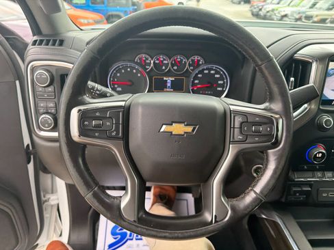Used 2021 Chevrolet Silverado 2500 LT w/ Convenience Package AWD/4WD image 18