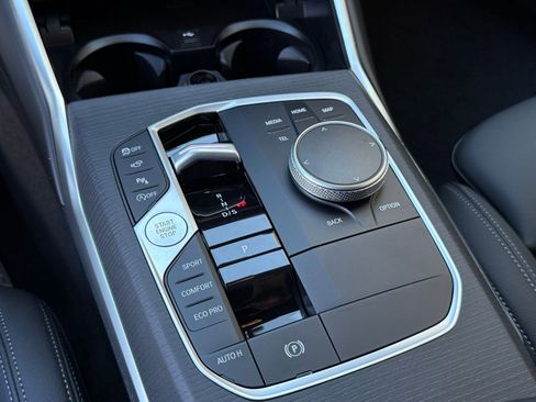 New 2026 BMW 330i Sedan w/ Convenience Package image 17