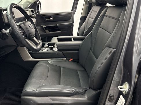 Used 2024 Toyota Tundra Limited AWD/4WD image 12