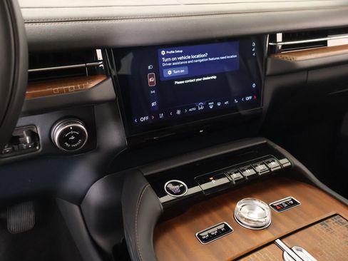 New 2026 Lincoln Navigator Black Label AWD/4WD image 6