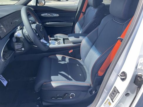 New 2026 Genesis GV70 3.5T Sport Advanced AWD/4WD image 19