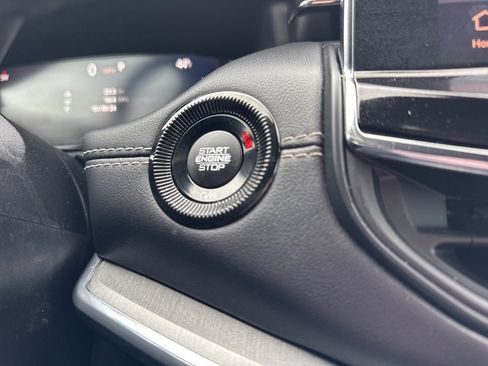 Used 2022 Jeep Compass High Altitude image 24