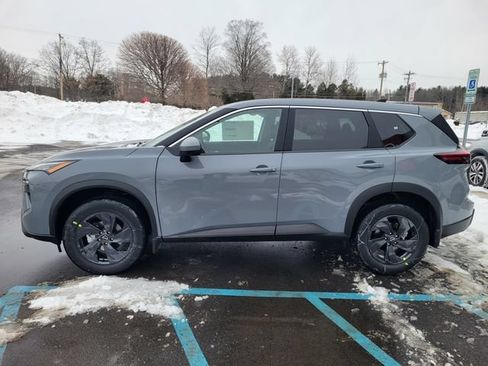 New 2026 Nissan Rogue SV w/ Cold Weather Package AWD/4WD image 9