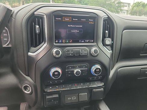 Used 2020 GMC Sierra 1500 AT4 w/ AT4 Premium Package AWD/4WD image 27