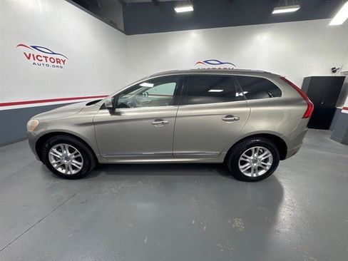 Used 2016 Volvo XC60 T5 Premier FWD image 5