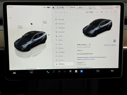 Used 2024 Tesla Model Y Performance image 31