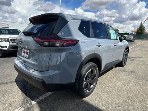 New 2026 Nissan Rogue SV image 4