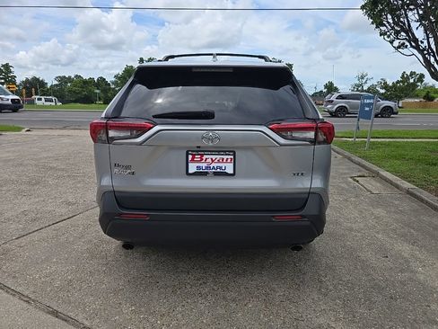 Used 2023 Toyota RAV4 XLE w/ Convenience Package FWD image 18