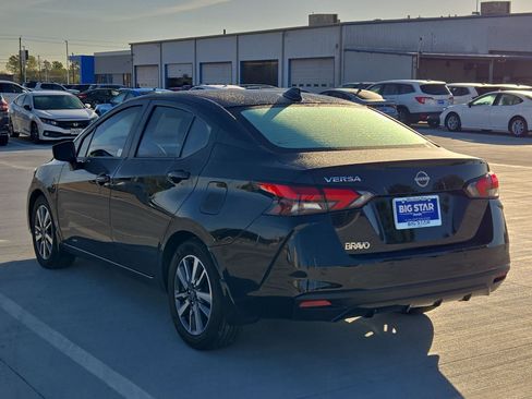 Used 2025 Nissan Versa SV w/ Trunk Package image 6