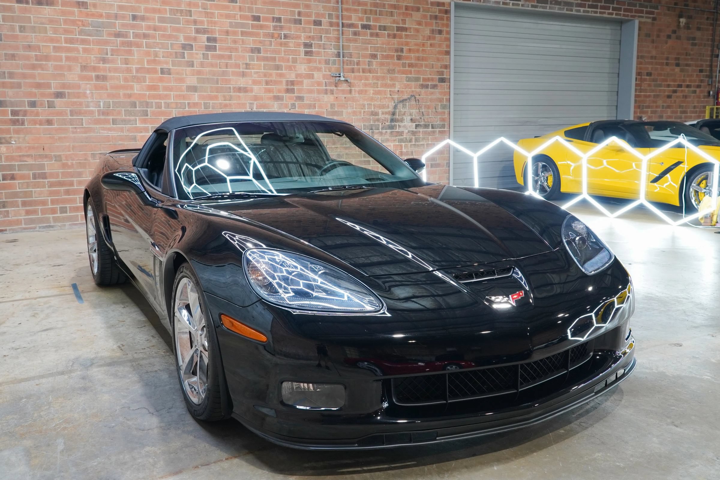 Used 2011 Chevrolet Corvette Grand Sport w/ Preferred Equipment Group RWD image 4
