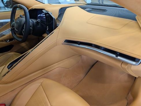 Used 2025 Chevrolet Corvette Stingray Premium Cpe w/ Z51 Performance Package RWD image 13