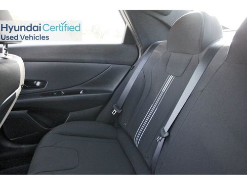 Certified 2025 Hyundai Elantra Sport FWD image 14